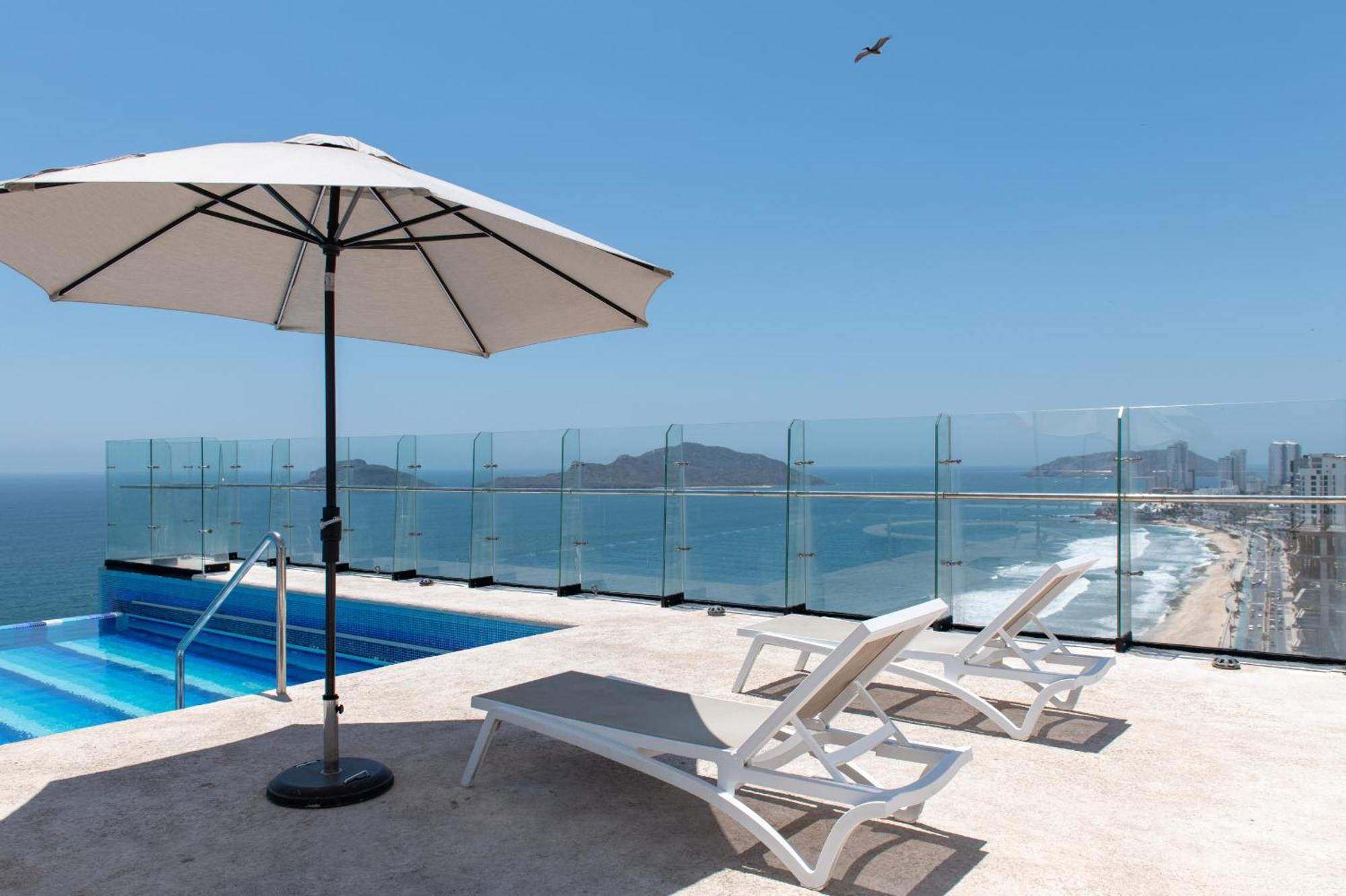 Apartamento Garza. Lujoso departamento a pasos del malecón Mazatlán Exterior foto